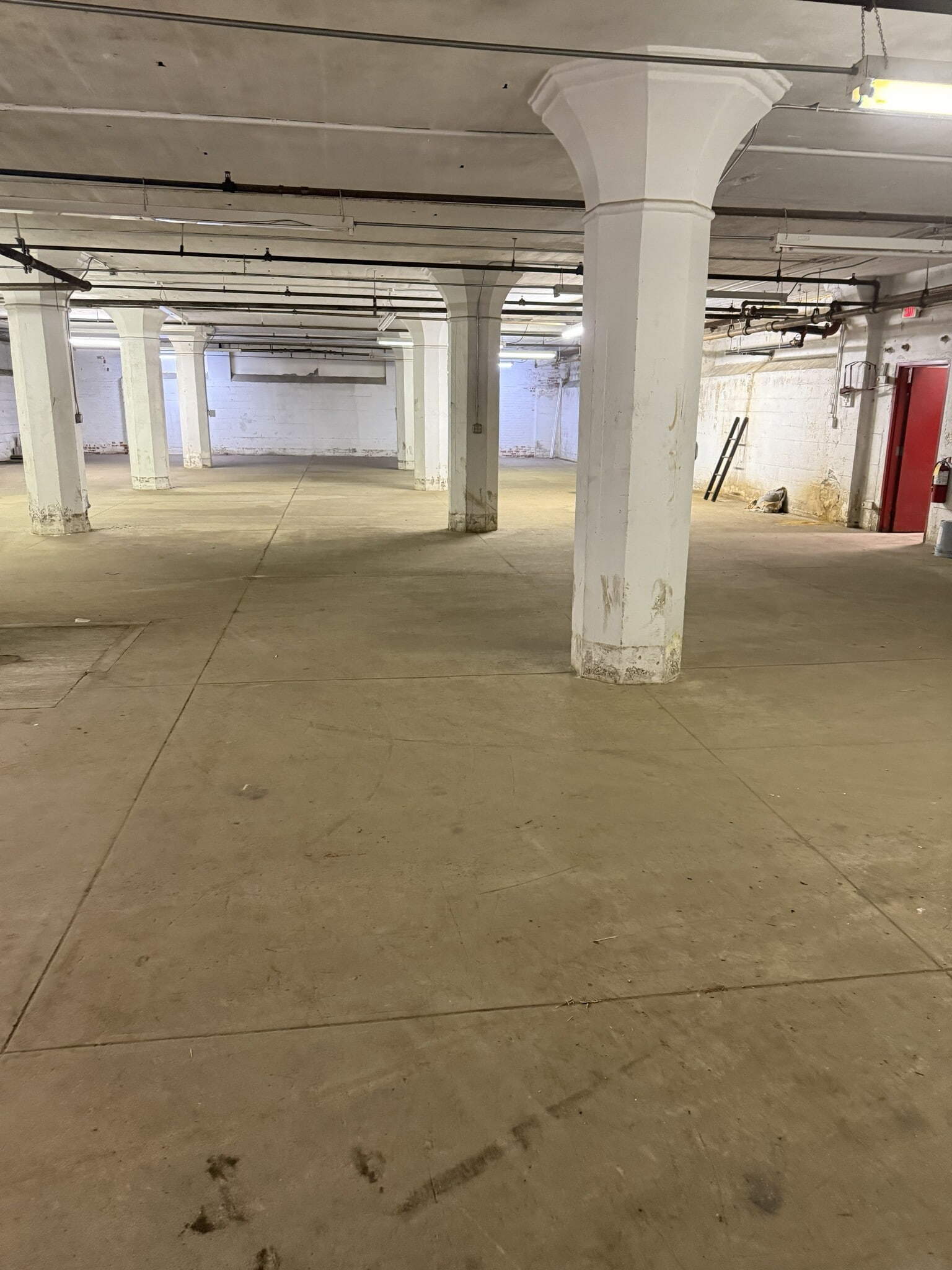 1-29 Lister Ave, Newark, NJ à louer Photo intérieure– Image 1 sur 4