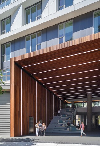 Plus de détails pour 12101 W Olympic Blvd, Los Angeles, CA - Local commercial à louer