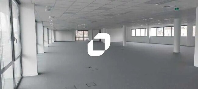 Plus de détails pour 9-23 Rue Paul Lafargue, Saint-Denis - Bureau à louer