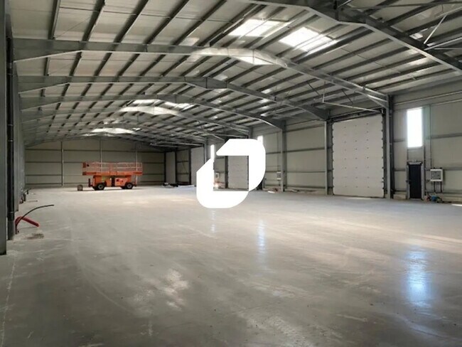 Plus de détails pour Local d'activités à louer