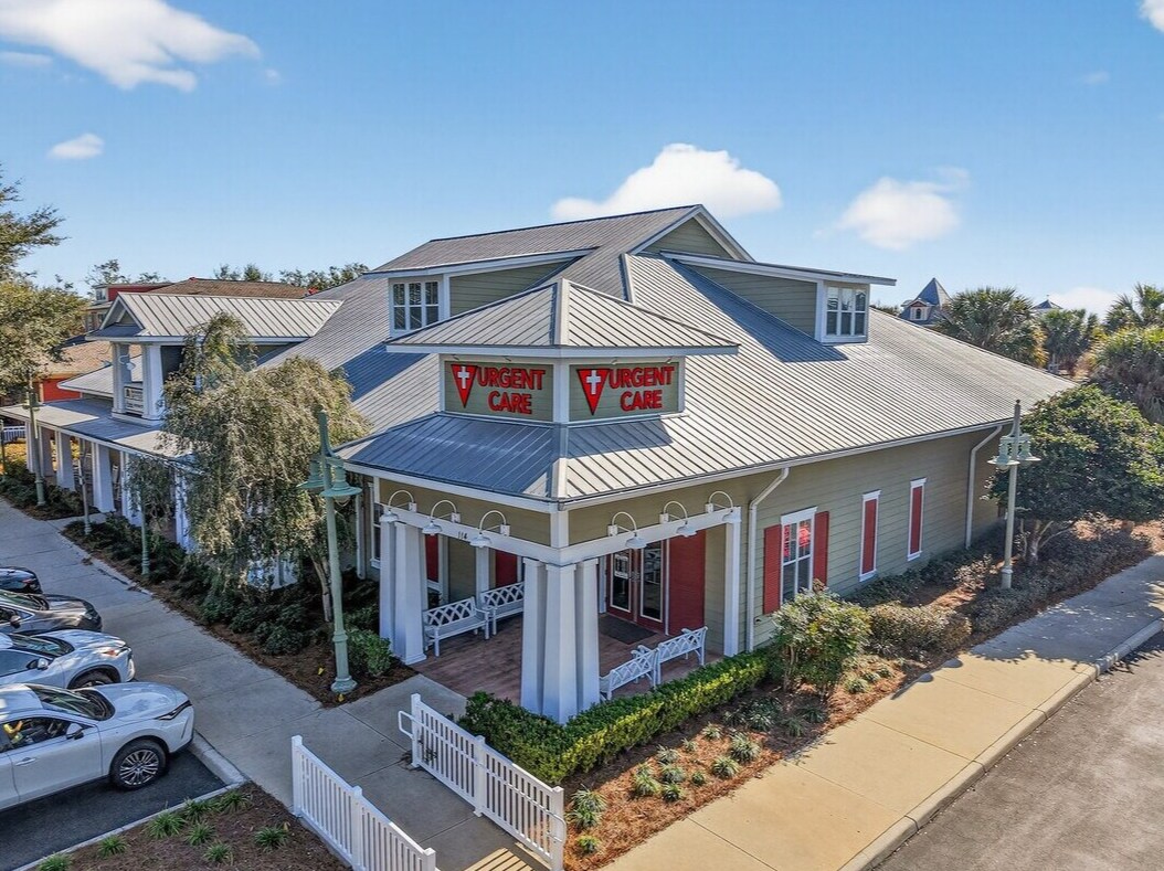 910 Old Camp Rd, The Villages, FL à vendre Photo principale– Image 1 sur 19