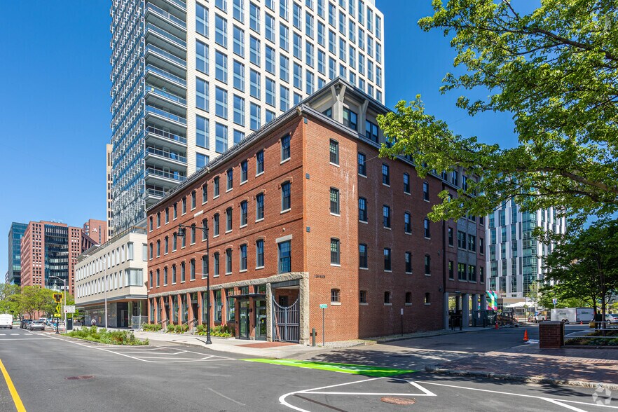 139 Main St, Cambridge, MA à louer - Photo de l’immeuble – Image 2 sur 4