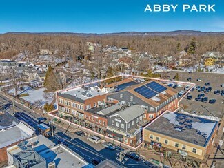 Plus de détails pour Abby Park - 29-35 & 51 North Main Street – Bureau à vendre, Southington, CT