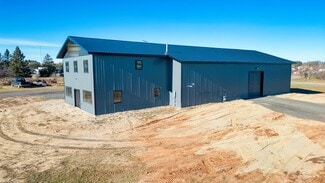 Plus de détails pour 126 Iron Dr, Chisholm, MN - Industriel/Logistique à vendre