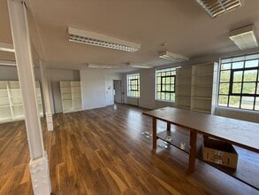 21-22 Turle Rd, Londres à louer Photo intérieure– Image 2 sur 9