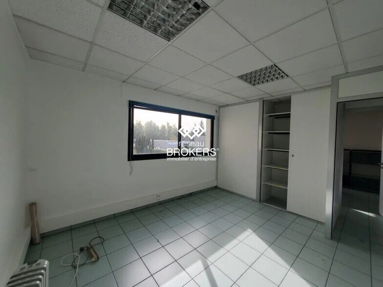 Bureau dans Epagny Metz-Tessy à louer - Photo de l’immeuble – Image 3 sur 5