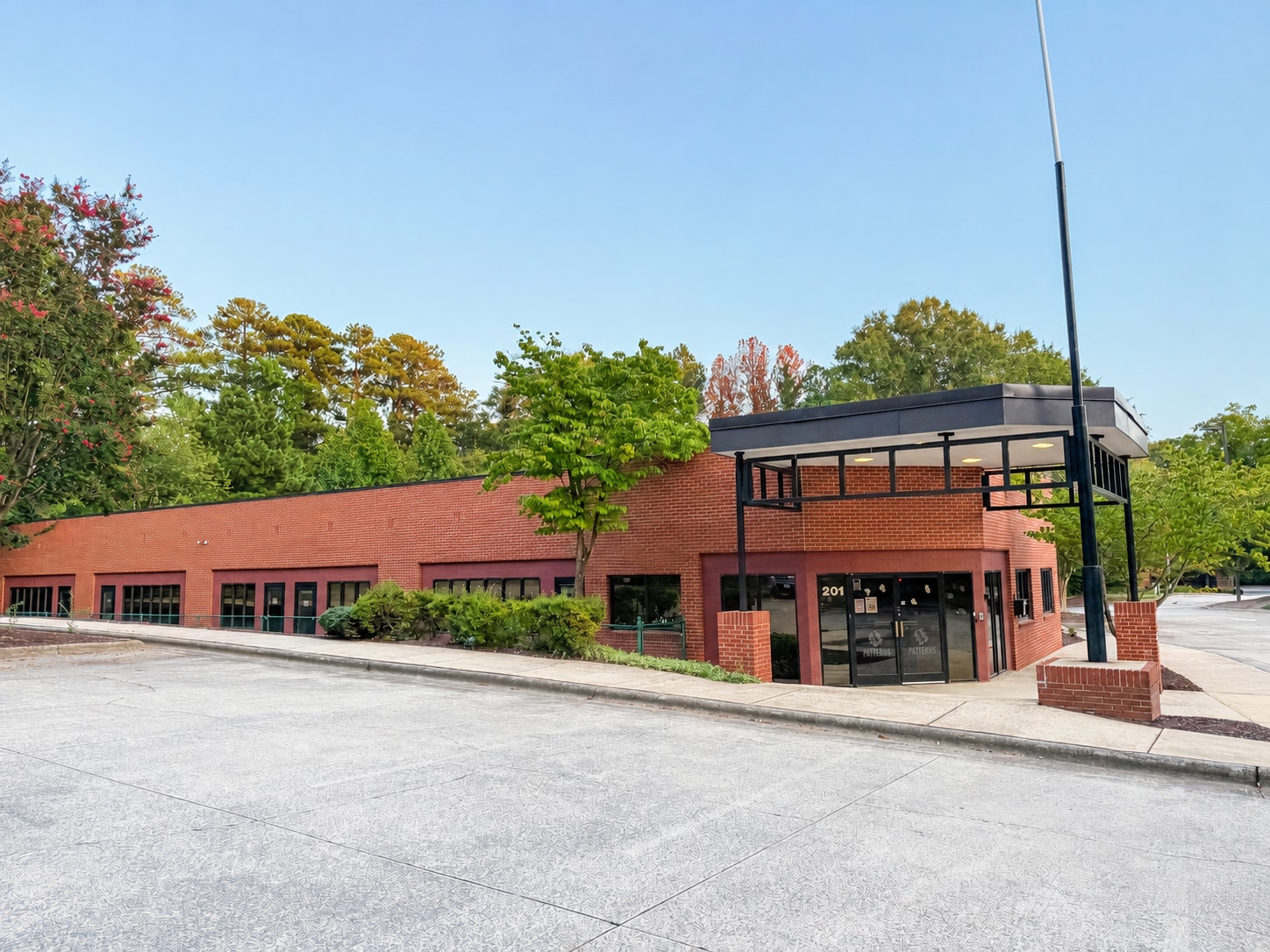 201 Mackenan Dr, Cary, NC à louer Photo intérieure– Image 1 sur 9