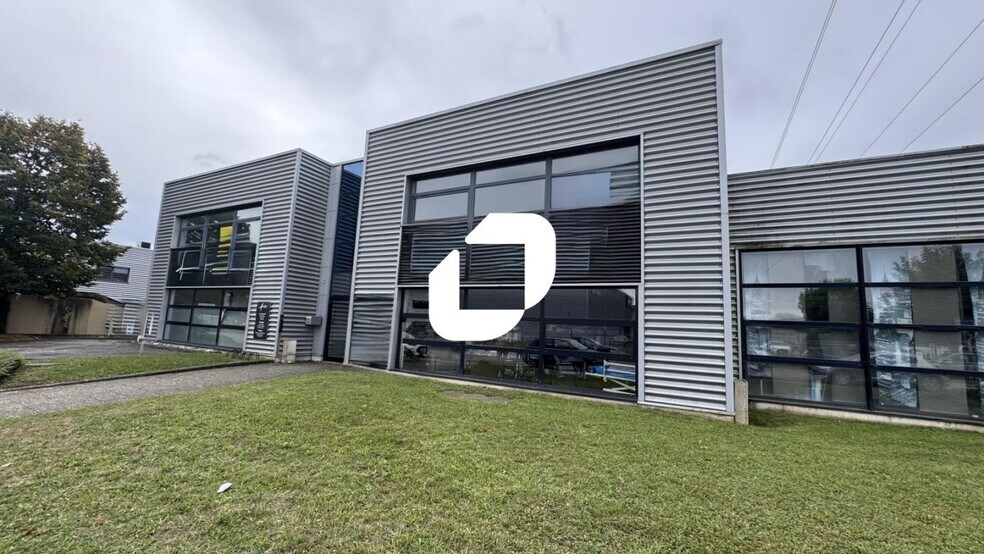 17 Rue Des Frères Lumière, Eckbolsheim à louer - Photo de l’immeuble – Image 2 sur 24