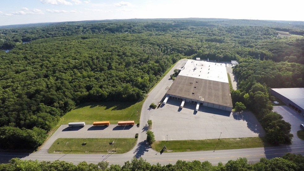 88 Huntoon Memorial Hwy, Leicester, MA à louer - Aérien – Image 2 sur 10