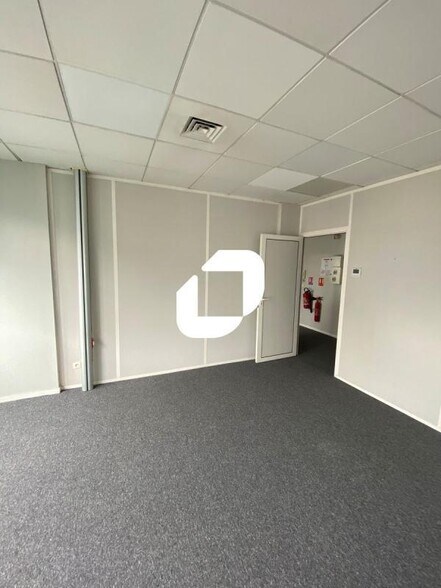 Bureau dans Grenoble à vendre - Photo intérieure – Image 2 sur 7