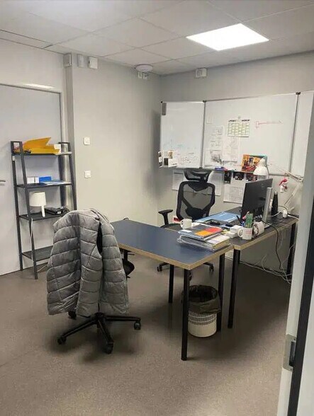 Bureau dans Caen à louer - Photo de l’immeuble – Image 3 sur 6