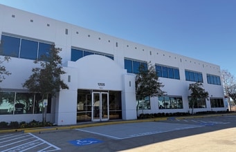 12535 Reed Rd, Sugar Land, TX à louer Photo intérieure– Image 1 sur 17