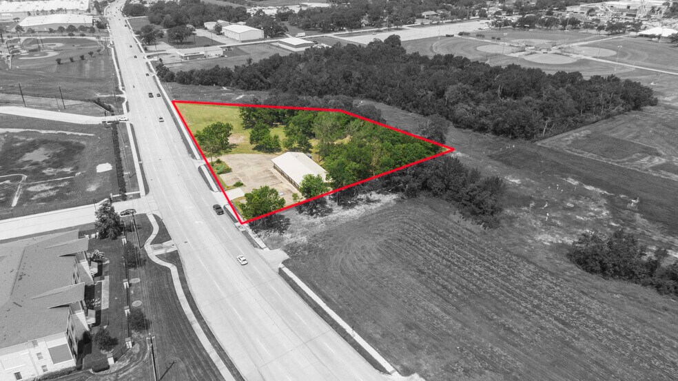 126 W Cedar Bayou Lynchburg Rd, Baytown, TX à vendre - Photo de l’immeuble – Image 3 sur 14