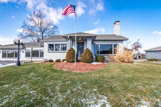 Plus de détails pour 4163 Crescent Dr, Saint Louis, MO - Bureau à vendre