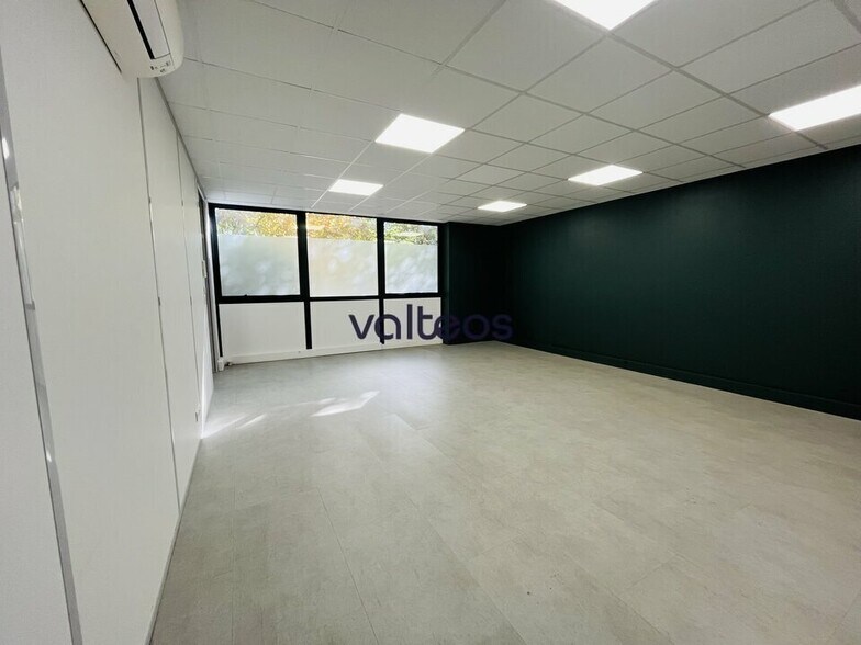 130 Rue Galilée, Labège à louer - Photo de l’immeuble – Image 2 sur 6