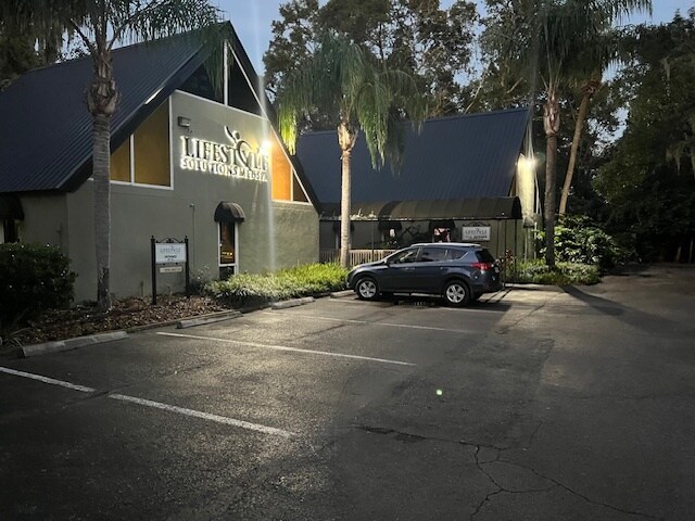 2139 NE 2nd St, Ocala, FL à vendre - Photo de l’immeuble – Image 3 sur 13
