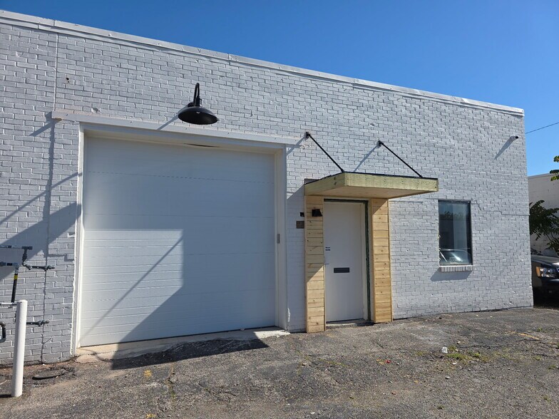 2214-2228 E 44th St, Indianapolis, IN à louer - Photo principale – Image 1 sur 11