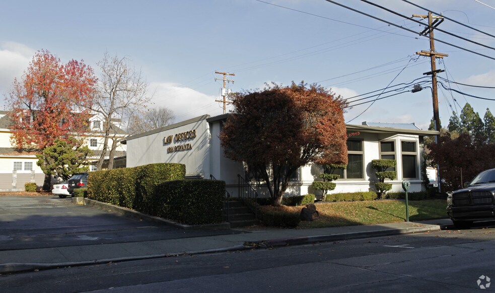 1806 Bonanza St, Walnut Creek, CA à louer - Photo principale – Image 1 sur 5