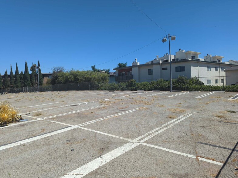 14827 Ventura Blvd, Sherman Oaks, CA à louer - Photo de l’immeuble – Image 3 sur 9