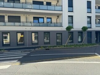 Plus de détails pour Local commercial à louer