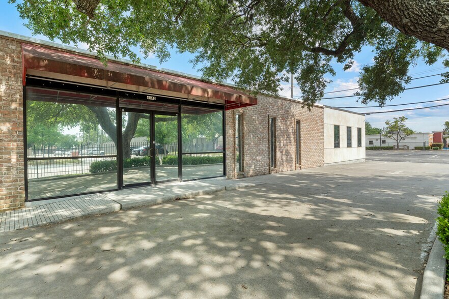 6445 High Star, Houston, TX à vendre - Photo de l’immeuble – Image 2 sur 20