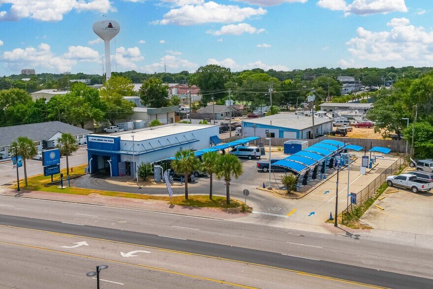 162 Eglin Pky, Fort Walton Beach, FL à vendre - Photo de l’immeuble – Image 1 sur 2