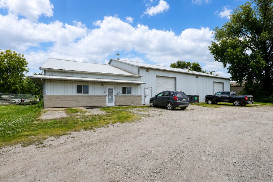 235 Garfield St, Carlisle, IA à vendre - Photo de l’immeuble – Image 2 sur 19