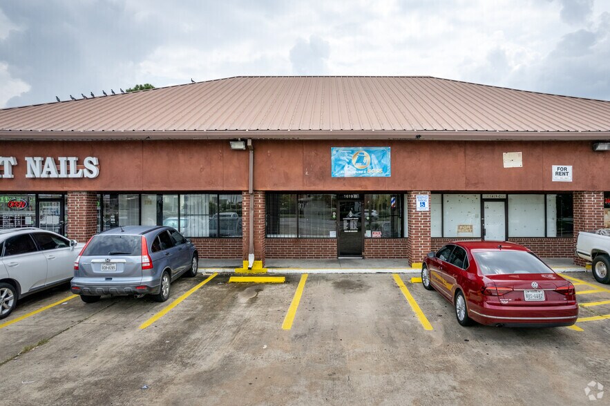 1619 Texas Pky, Missouri City, TX à vendre - Photo de l’immeuble – Image 3 sur 13