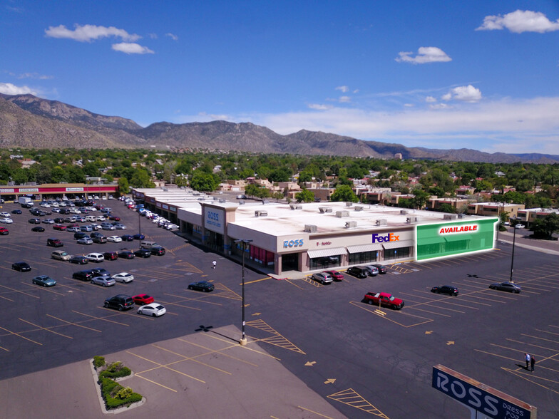 2200 Juan Tabo Blvd NE, Albuquerque, NM à louer - Photo de l’immeuble – Image 2 sur 8