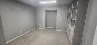 Plus de détails pour 4959 E Dakota Ave, Fresno, CA - Bureau à louer