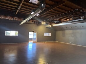 18902-18932 Soledad Canyon Rd, Canyon Country, CA à louer Photo intérieure– Image 1 sur 8