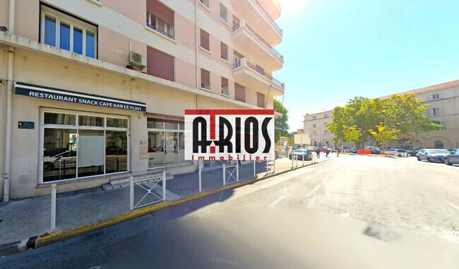 Plus de détails pour Local commercial à louer