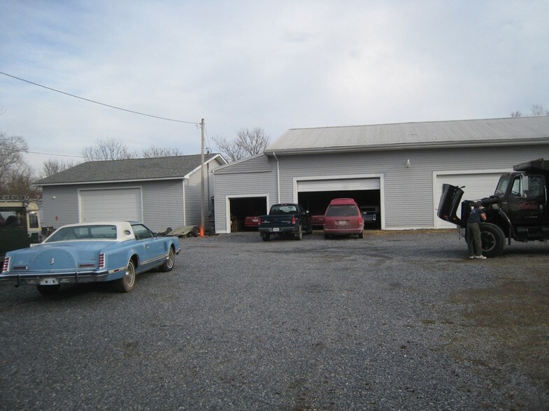 644 Berrys Ferry Rd, White Post, VA à vendre - Photo principale – Image 1 sur 5