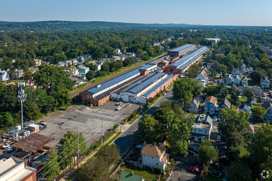 1000 S 2nd St, Plainfield, NJ à louer - Photo de l’immeuble – Image 3 sur 11