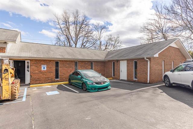 250 Cedar Springs Ave, Spartanburg, SC à vendre - Photo de l’immeuble – Image 2 sur 17