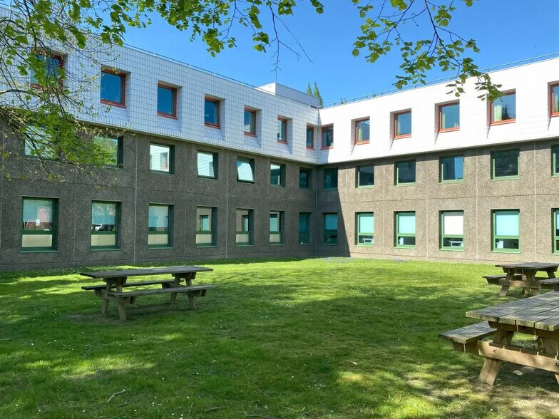 Bureau dans Rennes à louer - Photo de l’immeuble – Image 2 sur 8