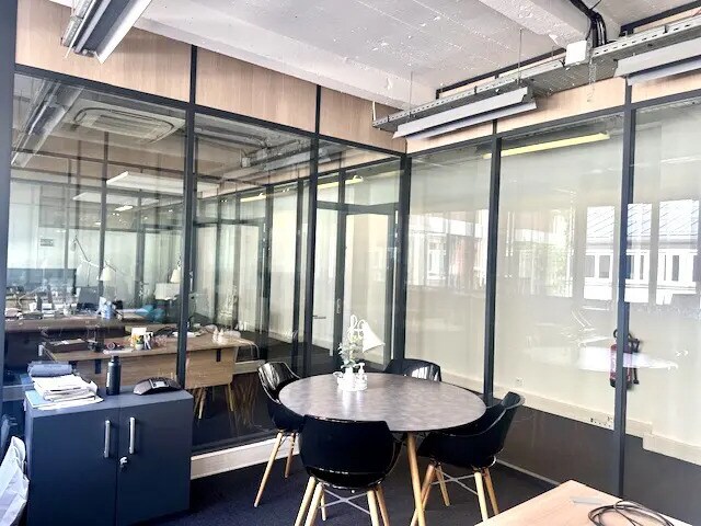2 Rue De La Roquette, Paris à louer - Photo de l’immeuble – Image 3 sur 9
