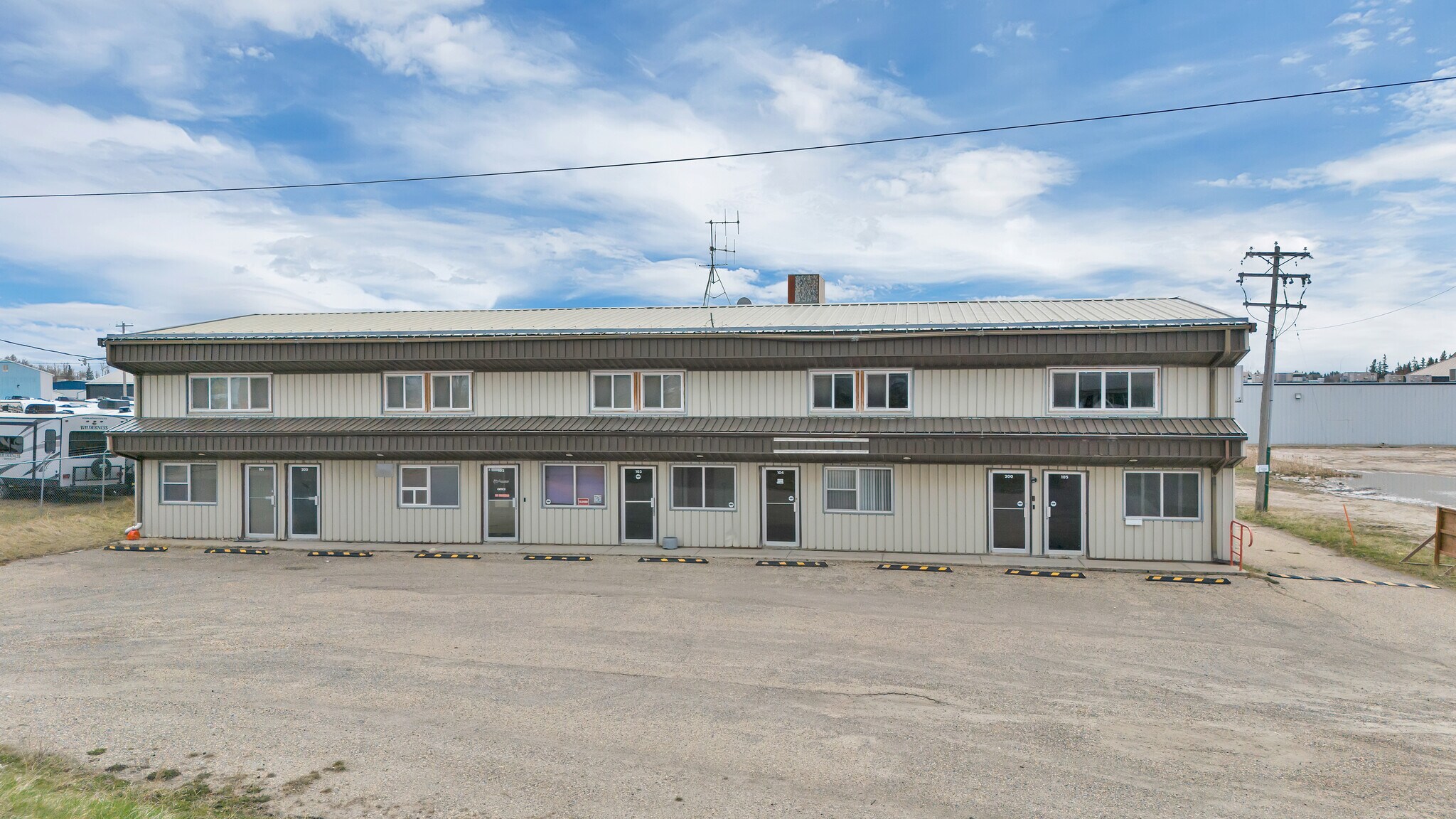 4407 45 A Av, Rocky Mountain House, AB à vendre Photo de l’immeuble– Image 1 sur 5