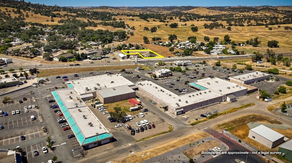 153 California St, Valley Springs, CA à vendre - Photo de l’immeuble – Image 3 sur 3
