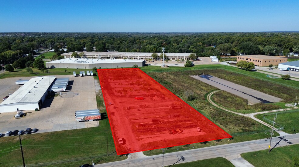 1680 E 17th St, Des Moines, IA à vendre - Photo de l’immeuble – Image 2 sur 4