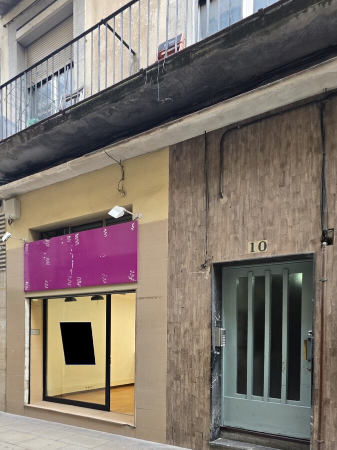 Manresa, BAR 08241 - Lot - - - Photo intérieure - Image 2 of 16