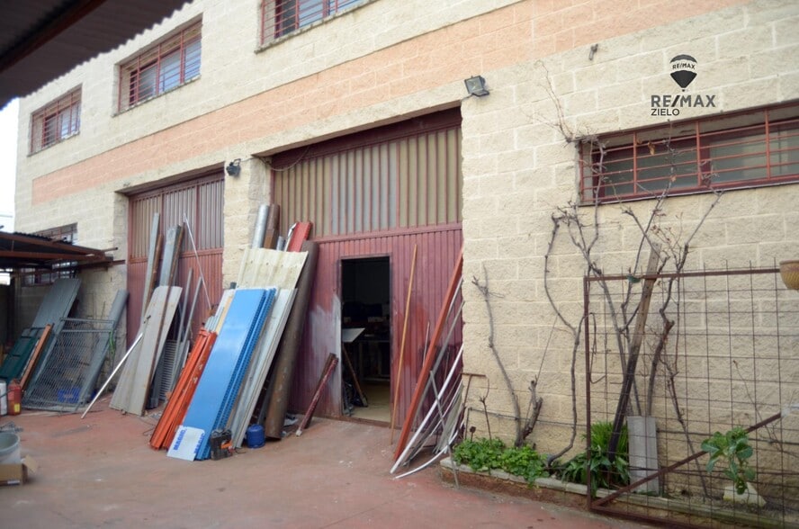 Industriel/Logistique dans Leganés, Madrid à vendre - Photo principale – Image 1 sur 36