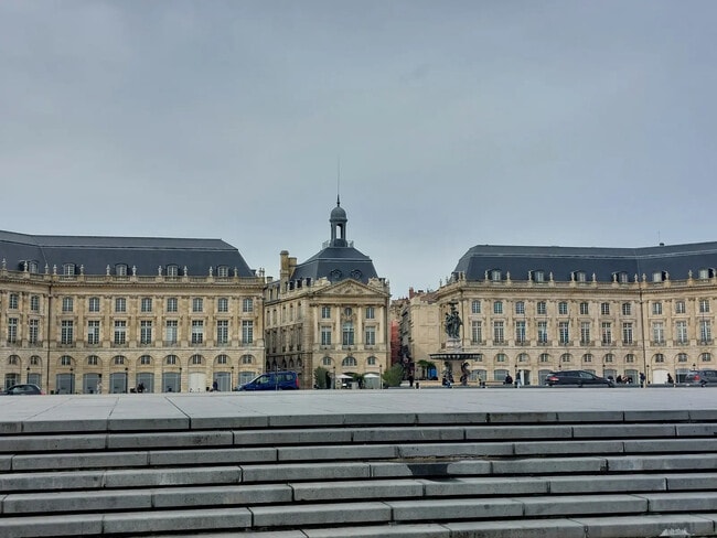 Plus de détails pour Local commercial à louer