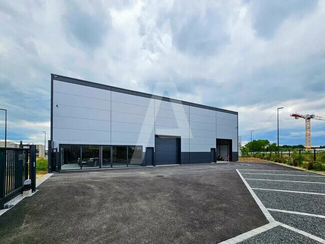 Plus de détails pour 49 Rue Des Bergères, Arpajon - Industriel/Logistique à louer