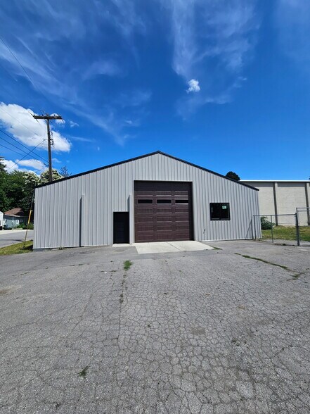 1523 N 2nd St, Coeur d'Alene, ID à louer - Photo de l’immeuble – Image 2 sur 12