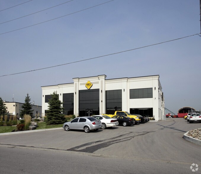 8 Cadetta Rd, Brampton, ON à louer - Photo principale – Image 1 sur 2