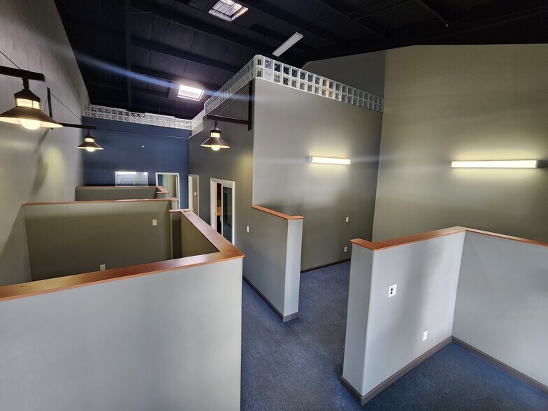 909 Kapahulu Ave, Honolulu, HI à louer - Photo de l’immeuble – Image 2 sur 16