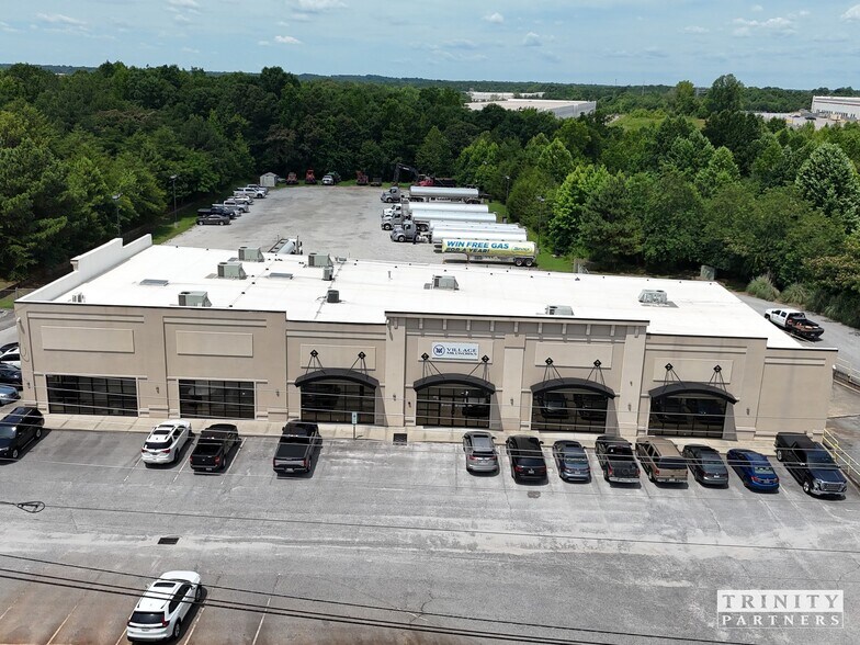 7108 Augusta Rd, Greenville, SC à louer - Photo de l’immeuble – Image 3 sur 3