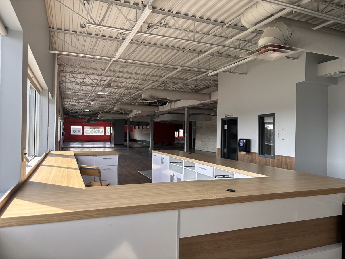 2760-2794 Boul Jacques-Cartier E, Longueuil, QC J4N 1P8 - Lot 2760 -  - Photo intérieure - Image 1 of 11