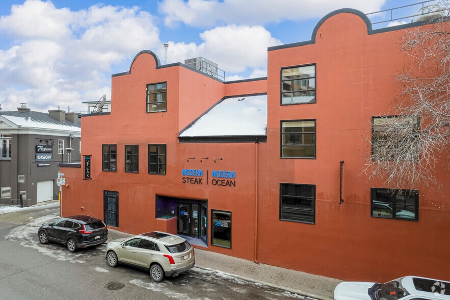 1125 Kensington Rd NW, Calgary, AB à vendre - Photo de l’immeuble – Image 3 sur 22